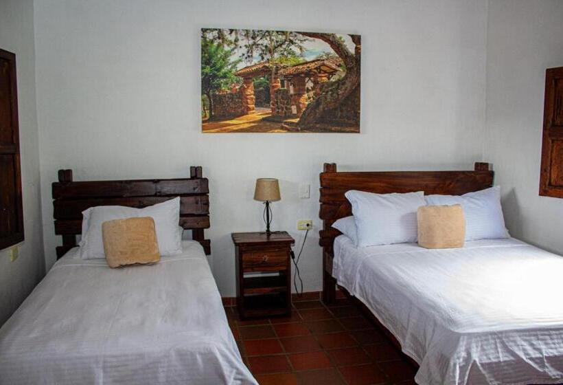 חדר סטנדרט לשלושה, Campestre Ataraxia Barichara