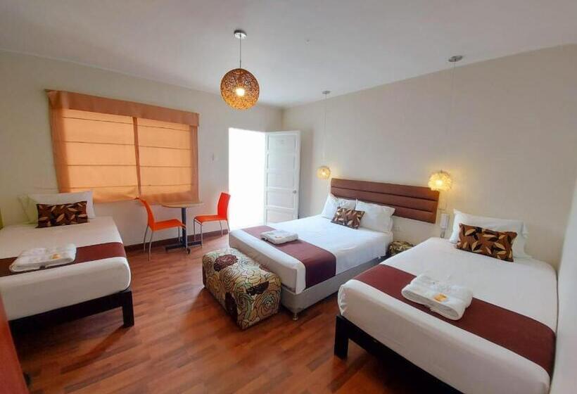 اتاق خانوادگی, Hostal Atenea