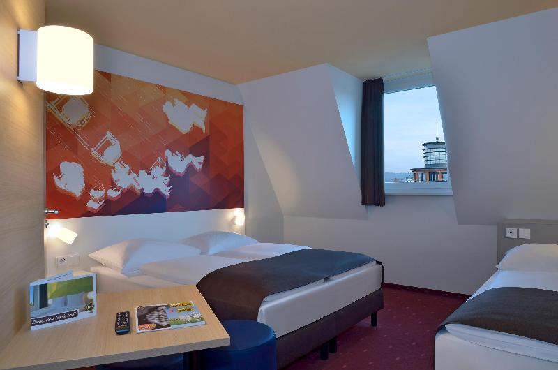 חדר סטנדרט לשלושה, B&b Hotel Stuttgart Bad Cannstatt