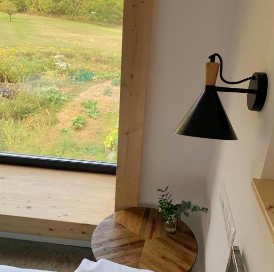 اتاق لوکس, En