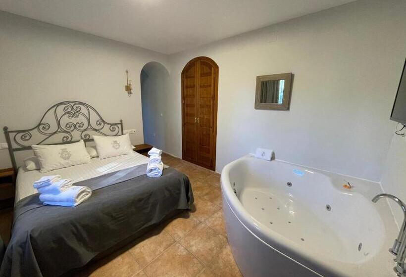 Люкс, Monasterio De Tejeda