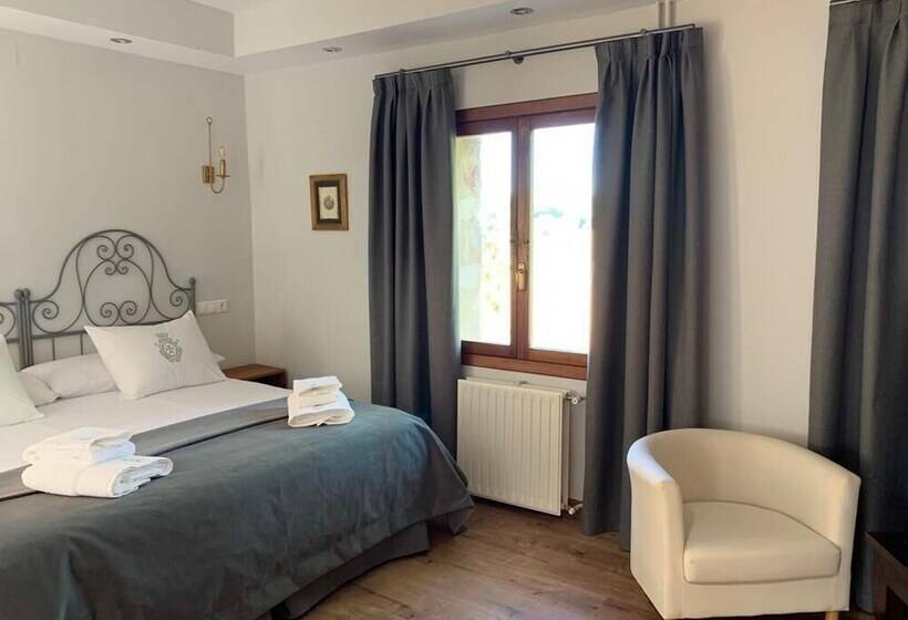 Номер Стандарт, Monasterio De Tejeda