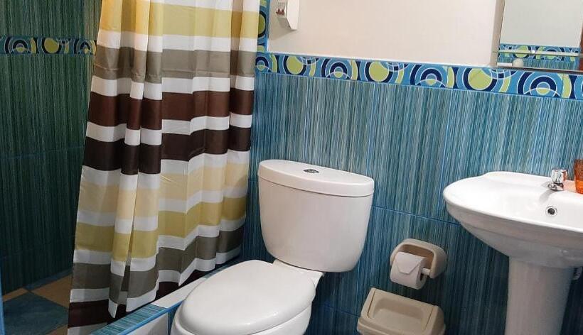 غرفة قياسية, Marlon's House Nasca