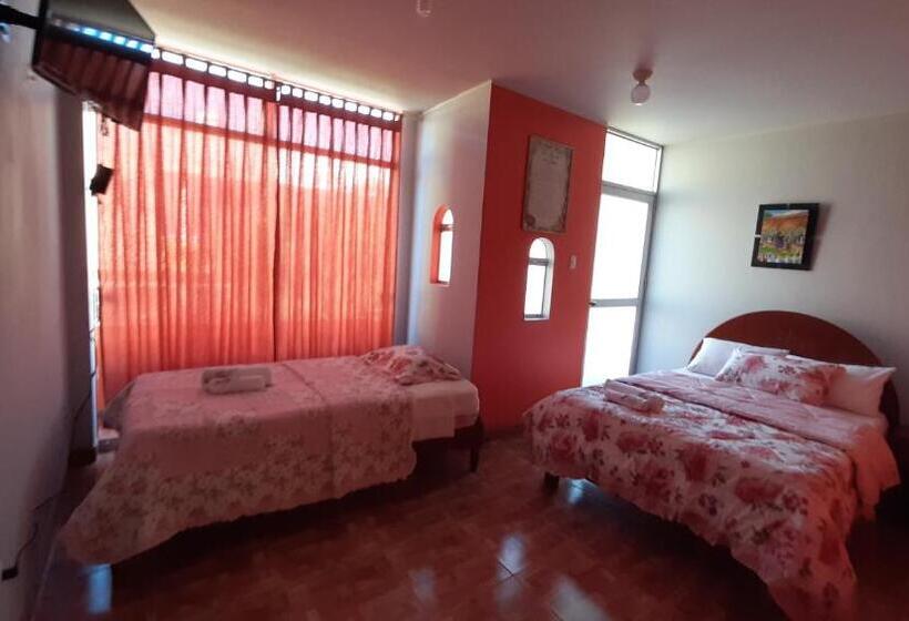 غرفة قياسية ثلاثية, Marlon's House Nasca