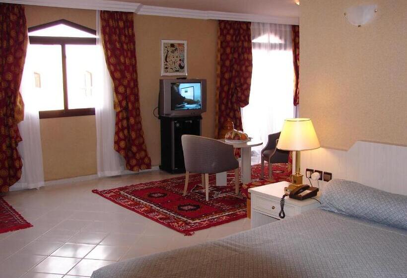 주니어 스위트, Atlantique Panorama