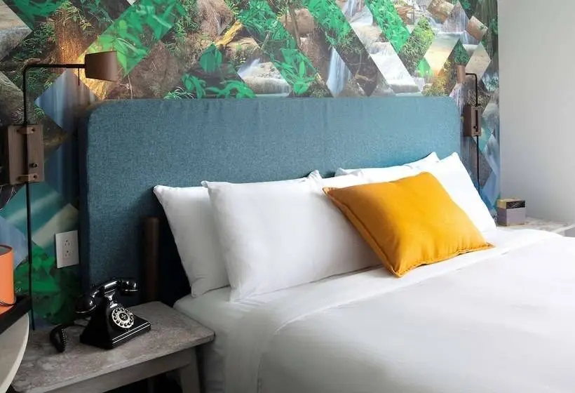Standard-huone Parivuode, Canvas Moncton, Tapestry Collection By Hilton