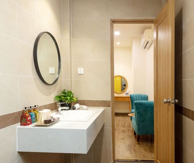 استودیو خانوادگی, Dai Nam Sai Gon