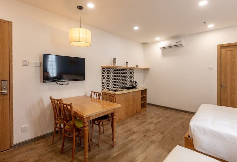 استودیو خانوادگی, Dai Nam Sai Gon