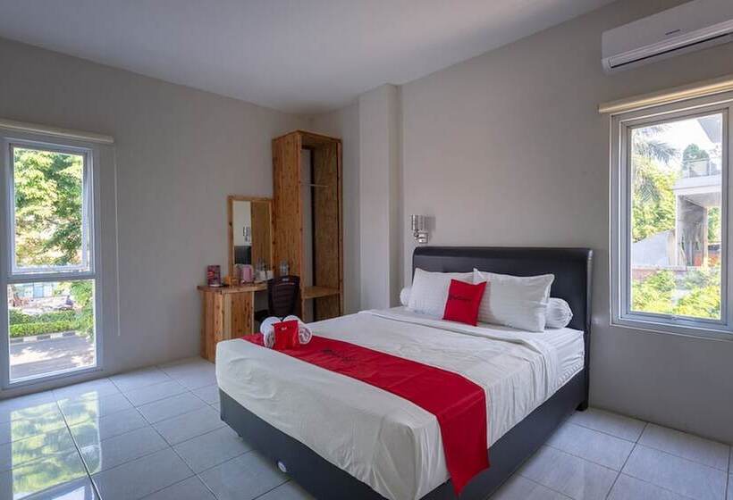 标准间, Reddoorz Plus Syariah @ Raya Nginden 2