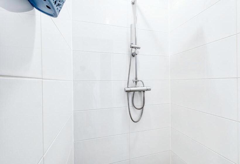 اتاق استاندارد یک نفره, Pension Amanda