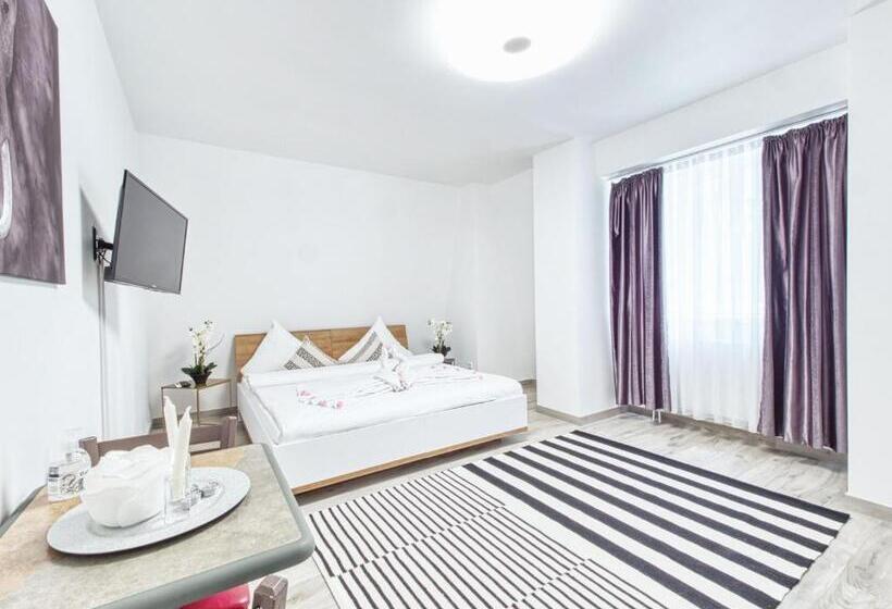 اتاق استاندارد, Pension Amanda