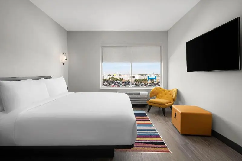 スタンダードルーム, Aloft Katy Mills