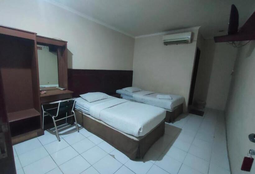 חדר סטנדרט, Syariah Taman Cibinong 2 By Fph