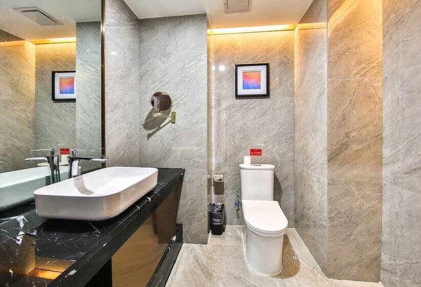 Pokój Standard Łóżko Małżeńskie, Ramada By Wyndham Zhangjiajie