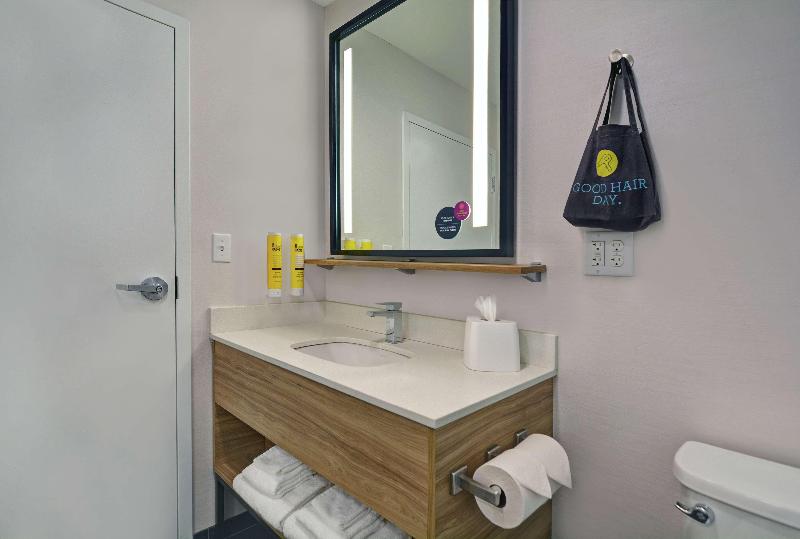 غرفة قياسية سرير كينج, Tru By Hilton Springfield Downtown