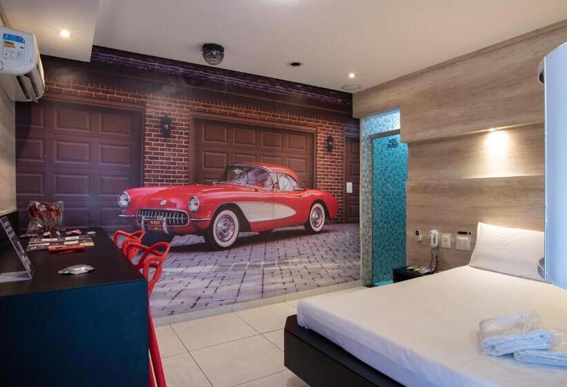 Люкс Deluxe Кровать Кинг, Motel Fantasy 1