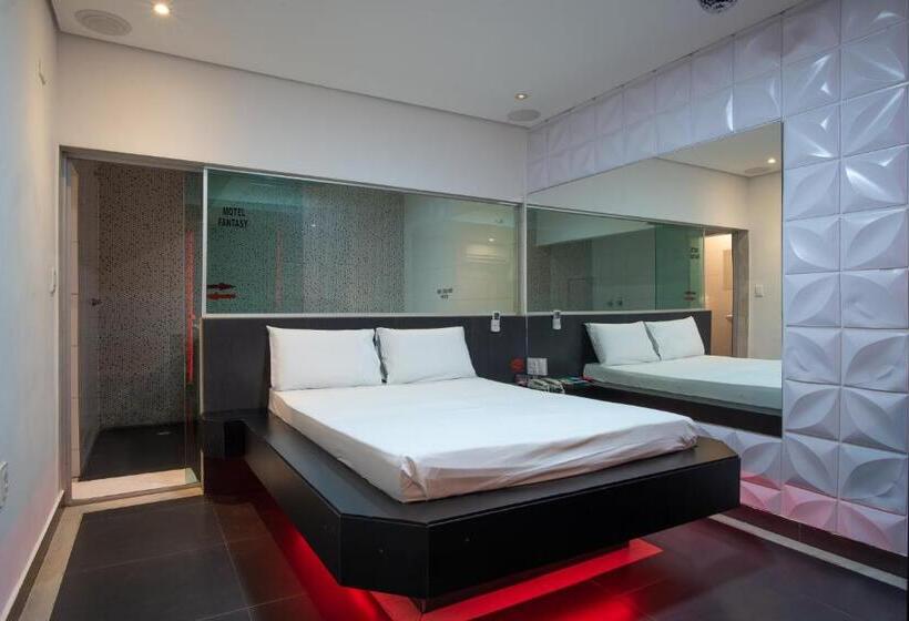 Люкс Повышенной Комфортности, Motel Fantasy 1