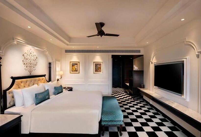 اتاق پرمیوم, Aurika, Udaipur