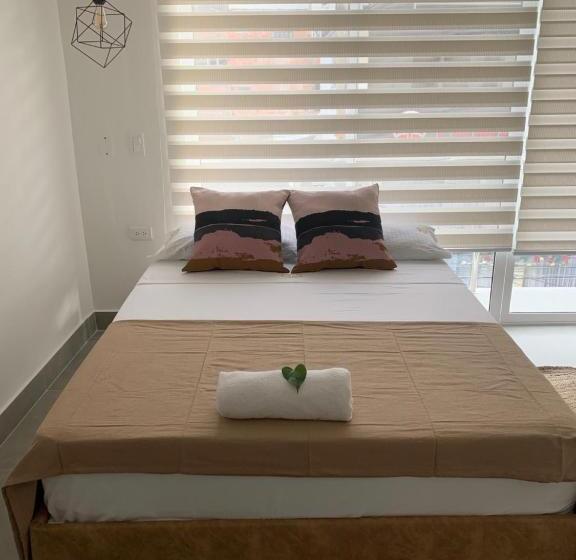 Familie Suite, Viena