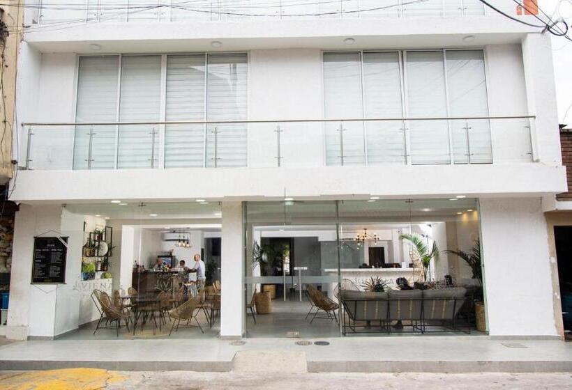 Familie Suite, Viena