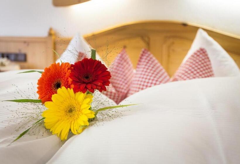 غرفة قياسية فردية مزودة بشُرفة, Garni Hanslerhof  Urlaub Am Bauernhof