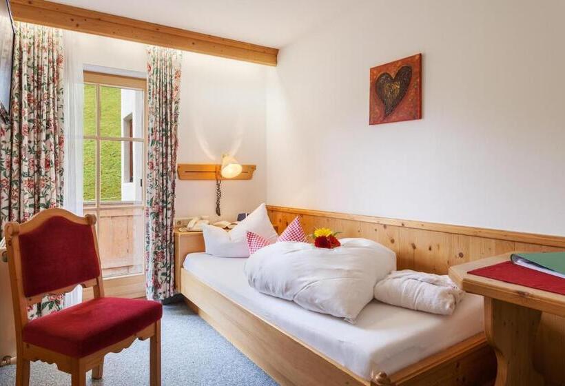 Номер Стандарт Индивидуальный с Балконом, Garni Hanslerhof  Urlaub Am Bauernhof