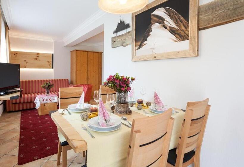 1 Bedroom Apartment, Garni Ida