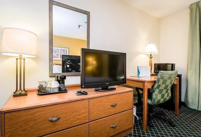 ２ダブルベッドのスタンダードルーム, Comfort Inn Bettendorf   Quad Cities