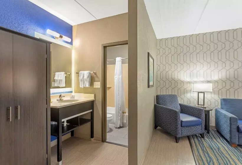 スイート, Best Western Plus Bowling Green