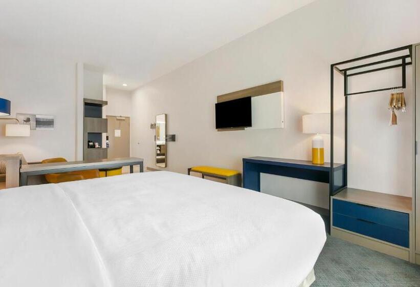 חדר סטנדרט לארבעה, Comfort Inn & Suites Houma