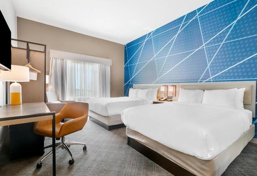 غرفة قياسية رباعية, Comfort Inn & Suites Houma