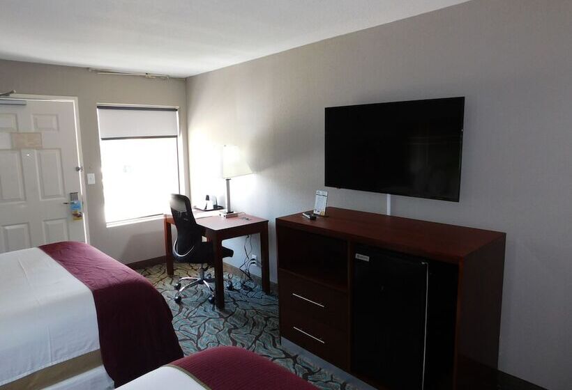 غرفه قياسيه سريرين مزدوجين, Days Inn By Wyndham West Des Moines   Clive