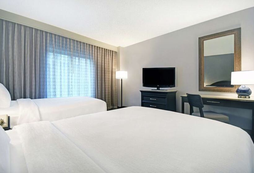جناح لذوى الاحتياجات الخاصة, Embassy Suites Charleston