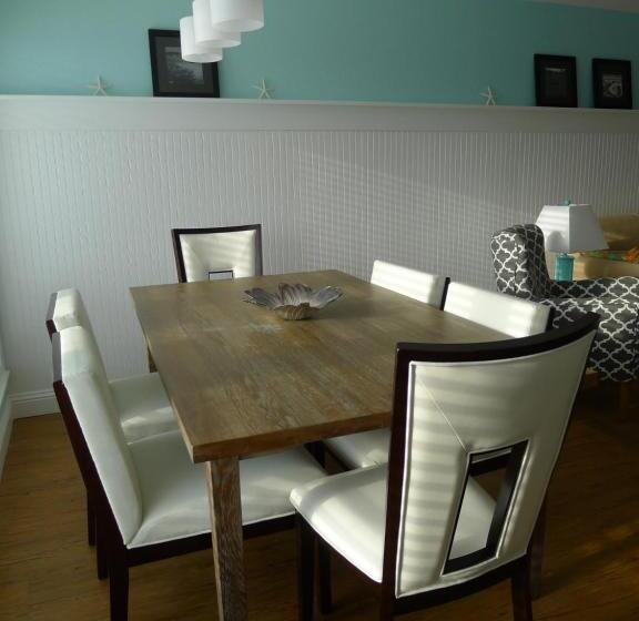 Апартаменты 2 Спальни, Executive Keys Condominiums On The Beach
