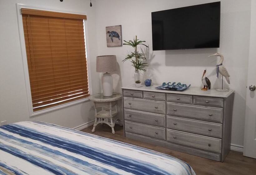 Appartement 2 Chambres, Executive Keys Condominiums On The Beach