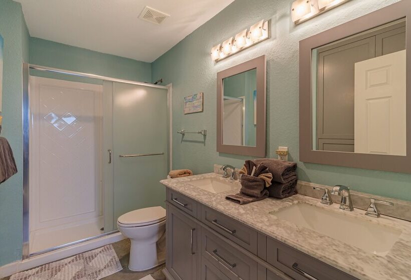 Appartement 3 Chambres, Executive Keys Condominiums On The Beach