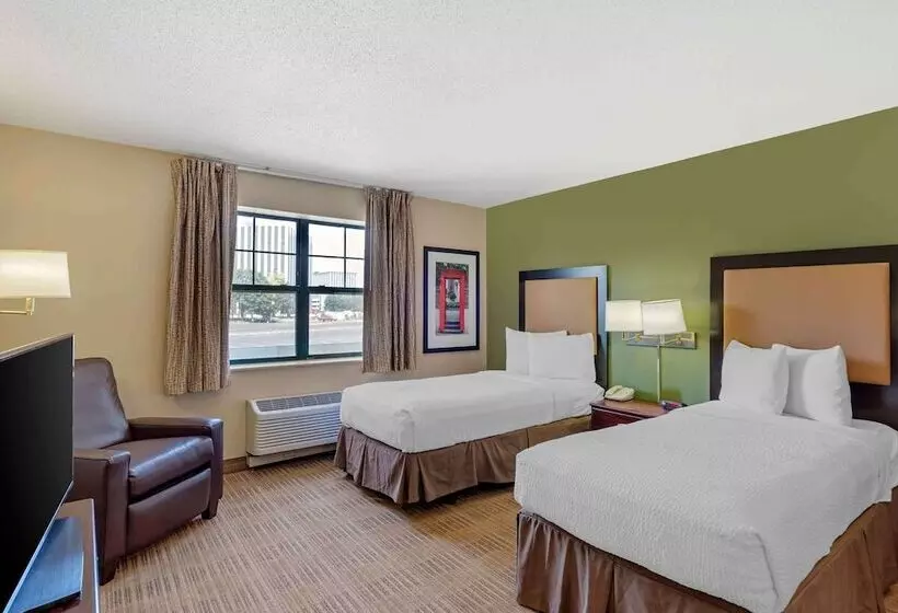 スタンダードスタジオ, Extended Stay America Select Suites  Chicago  Rolling Meadows