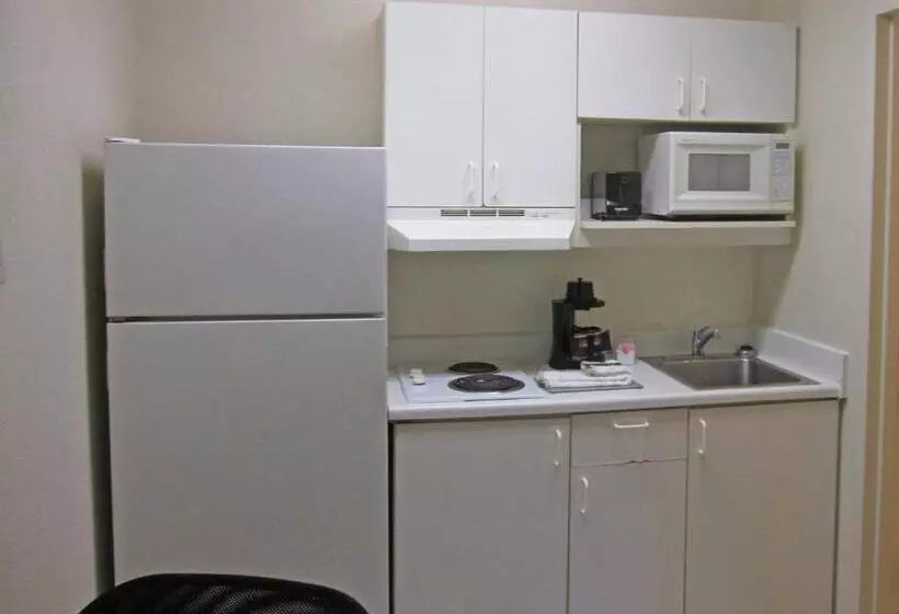 スタンダードスタジオ, Extended Stay America Suites   St Louis   Westport   E Lackland Rd