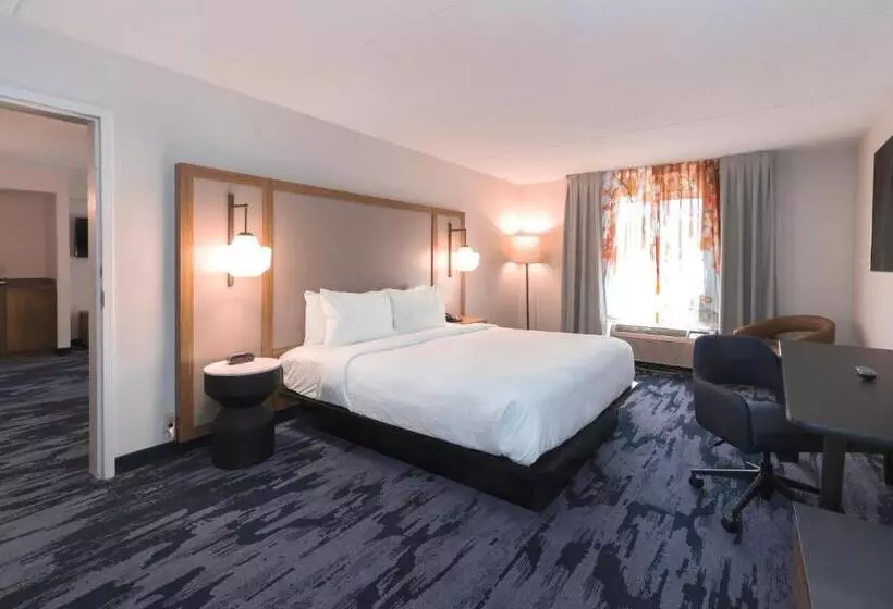 キングサイズベッドのスイートルーム, Fairfield Inn By Marriott Evansville West
