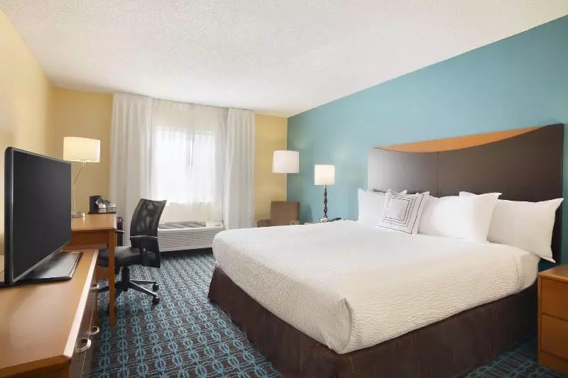 キングサイズベッドのスタンダードルーム, Fairfield Inn & Suites By Marriott Dallas Plano