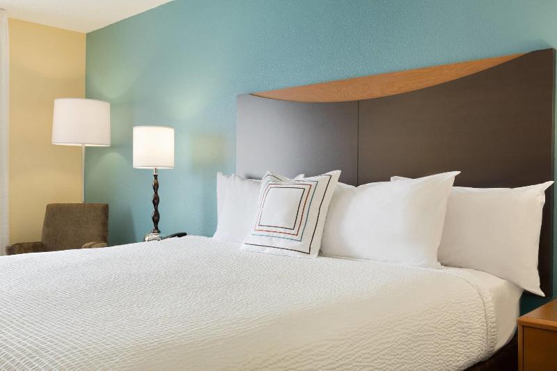 带大床的标准间, Fairfield Inn & Suites By Marriott Dallas Plano