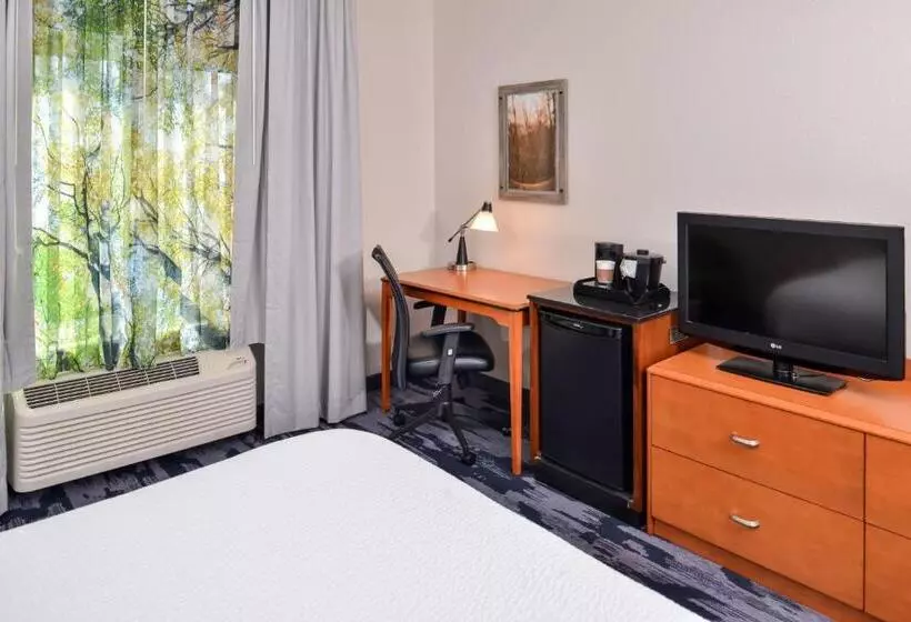 キングサイズベッドのスタンダードルーム, Fairfield Inn & Suites By Marriott Ocala