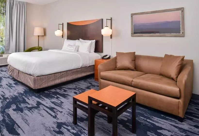 キングサイズベッドのスタンダードルーム, Fairfield Inn & Suites By Marriott Ocala