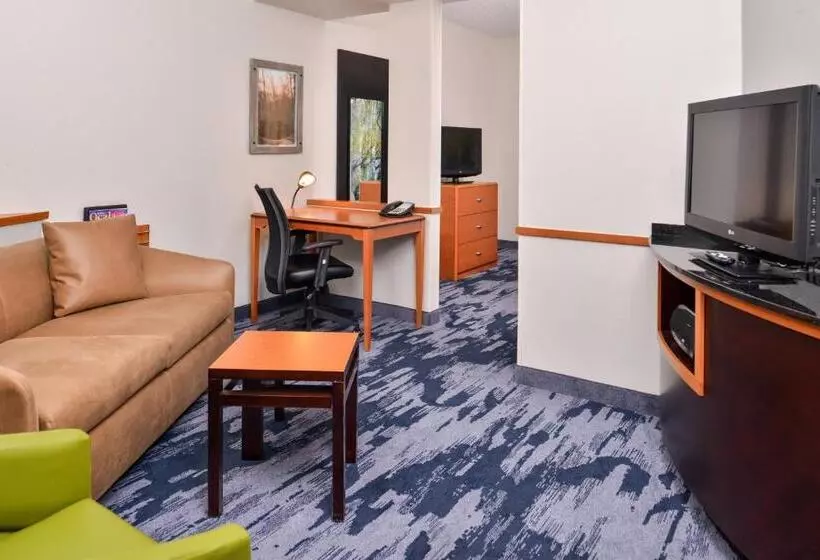 キングサイズベッドのスイートルーム, Fairfield Inn & Suites By Marriott Ocala