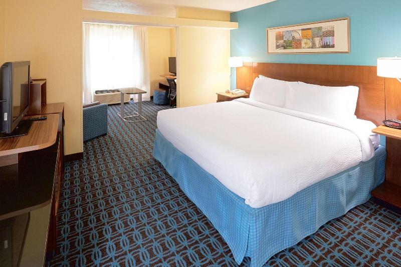 스탠다드 룸 킹사이즈 침대, Fairfield Inn Salt Lake City South