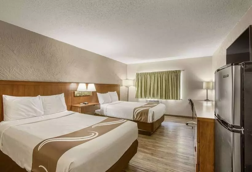 اتاق استاندارد با 2 تخت دوبل, Rodeway Inn