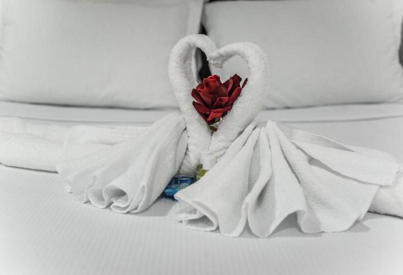 샬레, Pousada E Restaurante Amazonia