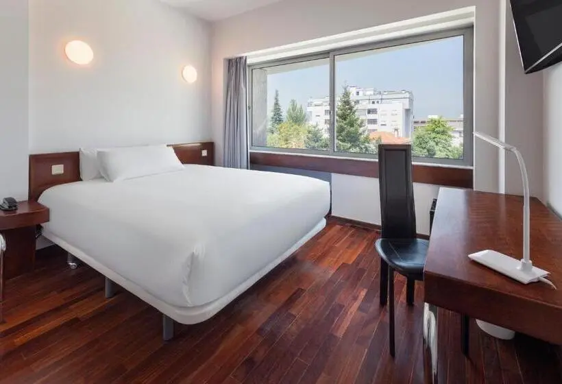 スタンダードシングルルーム, B&b Hotel E Apartamentos Felgueiras
