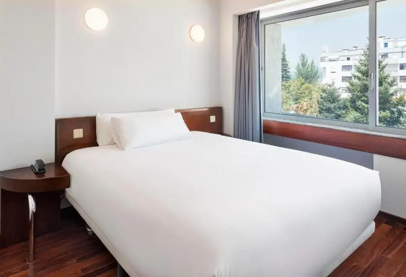 スタンダードシングルルーム, B&b Hotel E Apartamentos Felgueiras