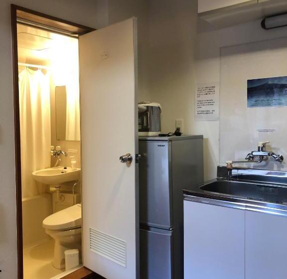 کابین, Fujiyama Inn Conifer